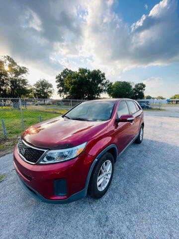 2014 Kia Sorento for sale at CARNUGO in Lakeland FL