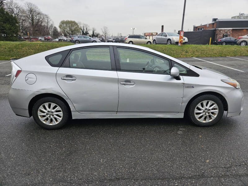 2013 Toyota Prius Plug-in Hybrid Advanced
