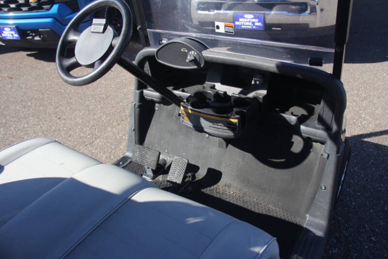 2020 E-Z-GO RXV ELiTE