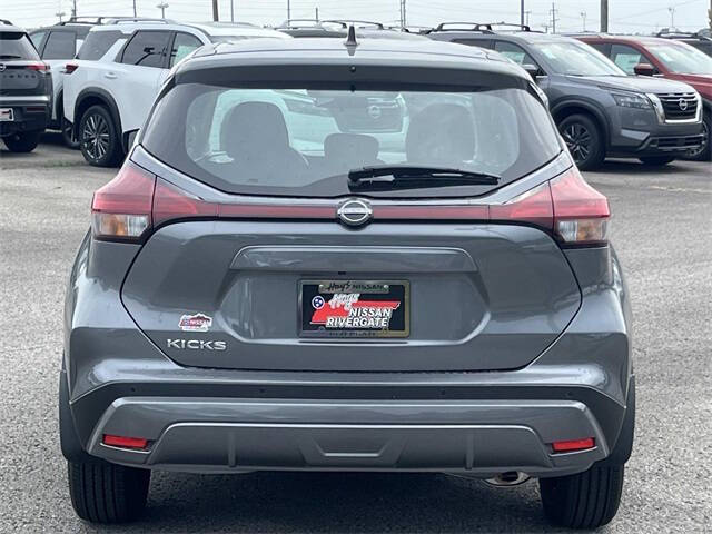 2025 Nissan Kicks Play S