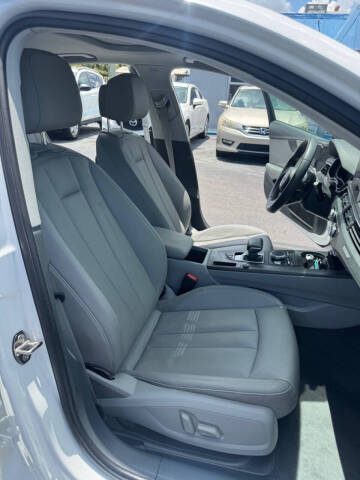 2017 Audi A4 2.0T quattro Premium Plus