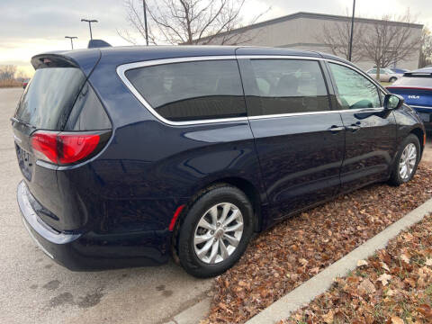 2019 Chrysler Pacifica Touring Plus