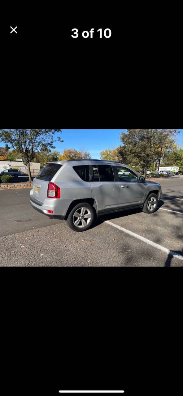 Silver 2011 Jeep Compass Sport Sport 4dr SUV 6