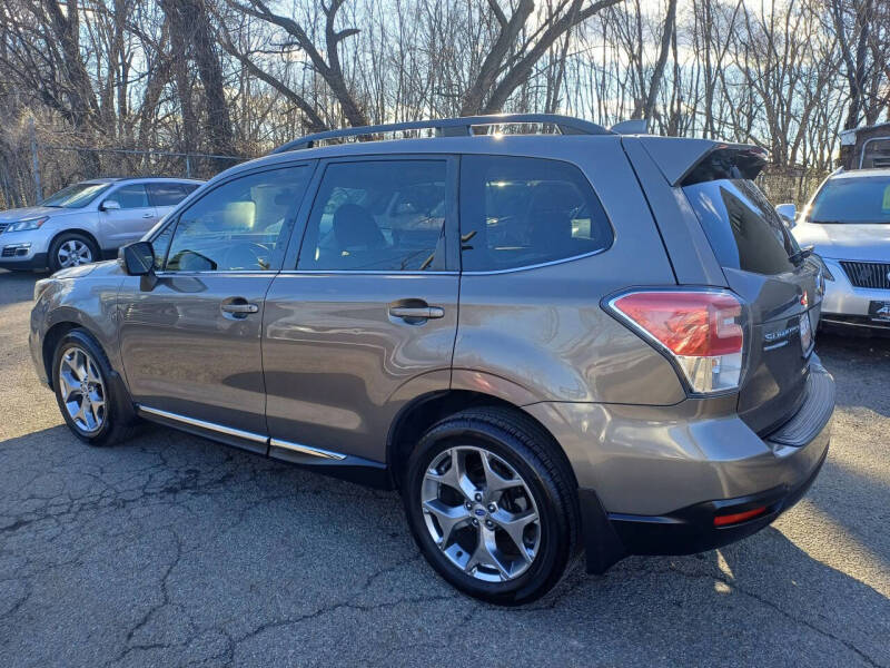 2017 Subaru Forester 2.5i Touring