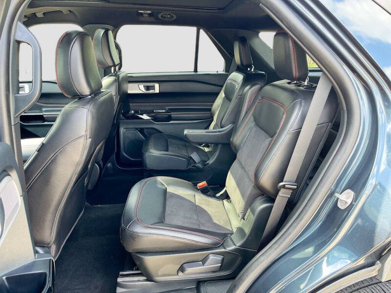 2023 Ford Explorer ST-Line