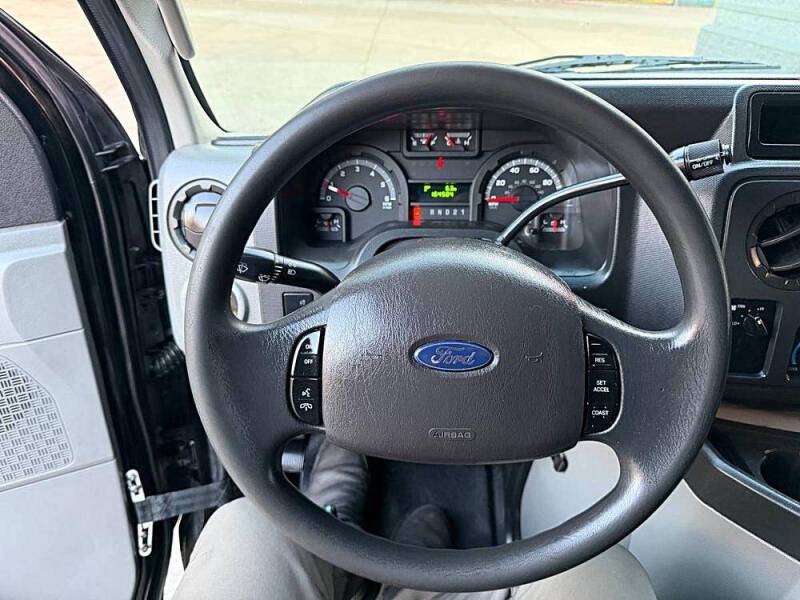 2013 Ford E-Series E-150
