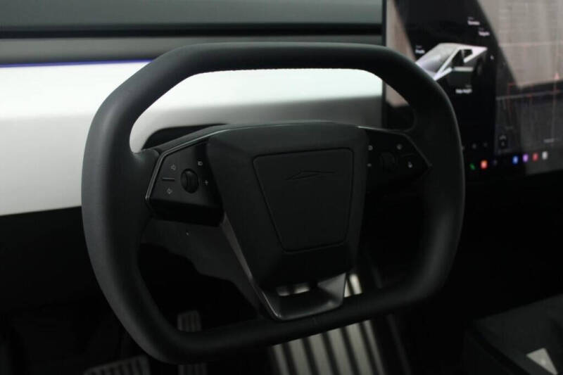 2024 Tesla Cybertruck Cyberbeast