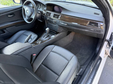 2012 BMW 3 Series 328i