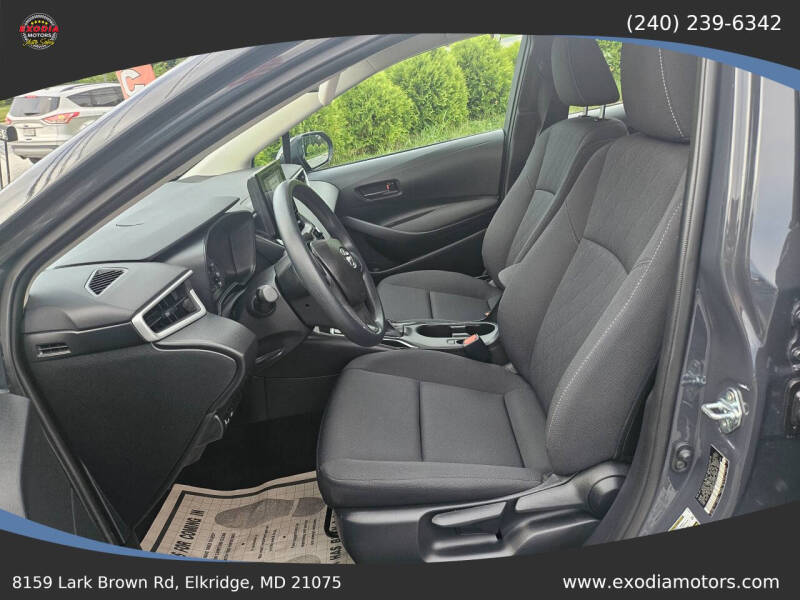 2025 Toyota Corolla LE