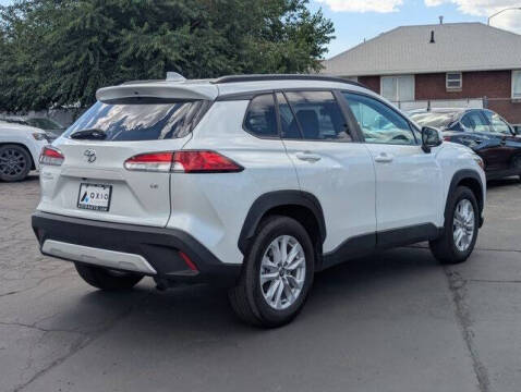 2024 Toyota Corolla Cross LE