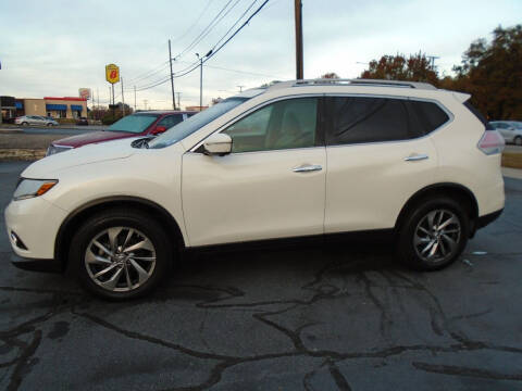 2015 Nissan Rogue for sale at PIEDMONT CUSTOM CONVERSIONS USED CARS in Danville VA