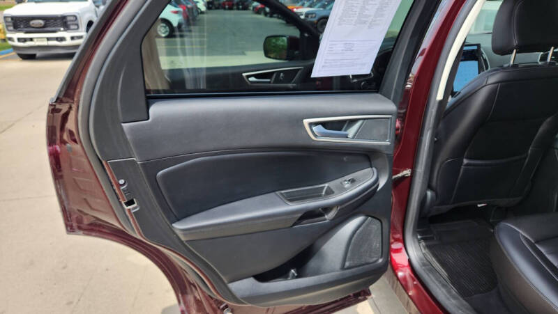2022 Ford Edge