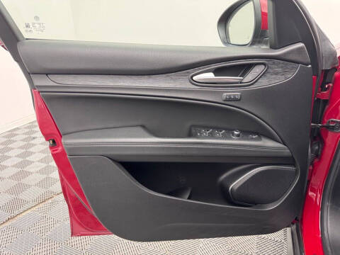 2022 Alfa Romeo Stelvio Sprint