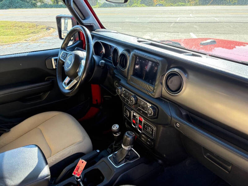 2020 Jeep Gladiator Sport