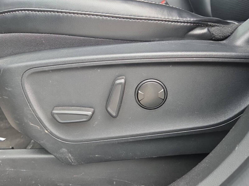 2024 Ford Escape Platinum