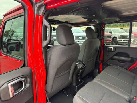 2024 Jeep Wrangler Sahara 4xe
