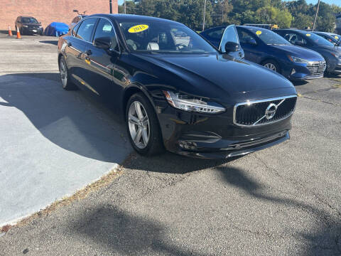 2018 Volvo S90 T5 Momentum