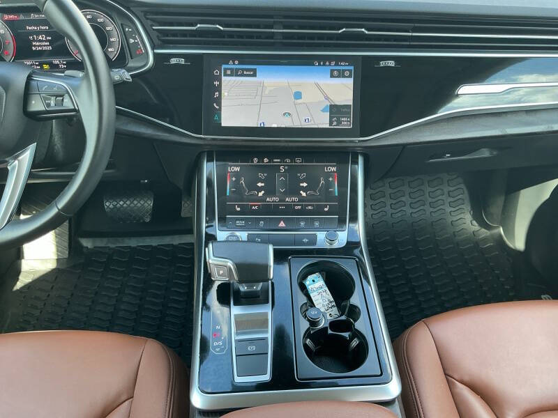 2022 Audi Q8 quattro Premium 55 TFSI