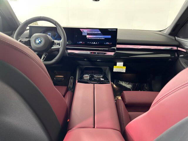 2024 BMW i5 eDrive40