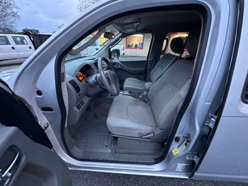 2011 Nissan Frontier SL