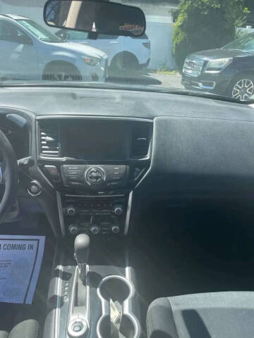 2017 Nissan Pathfinder