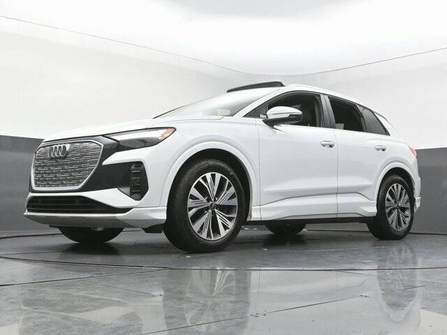 2024 Audi Q4 e-tron Premium 40
