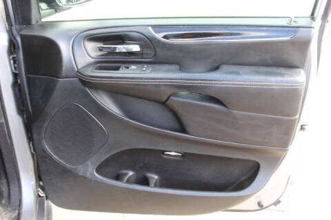 2017 Dodge Grand Caravan SE