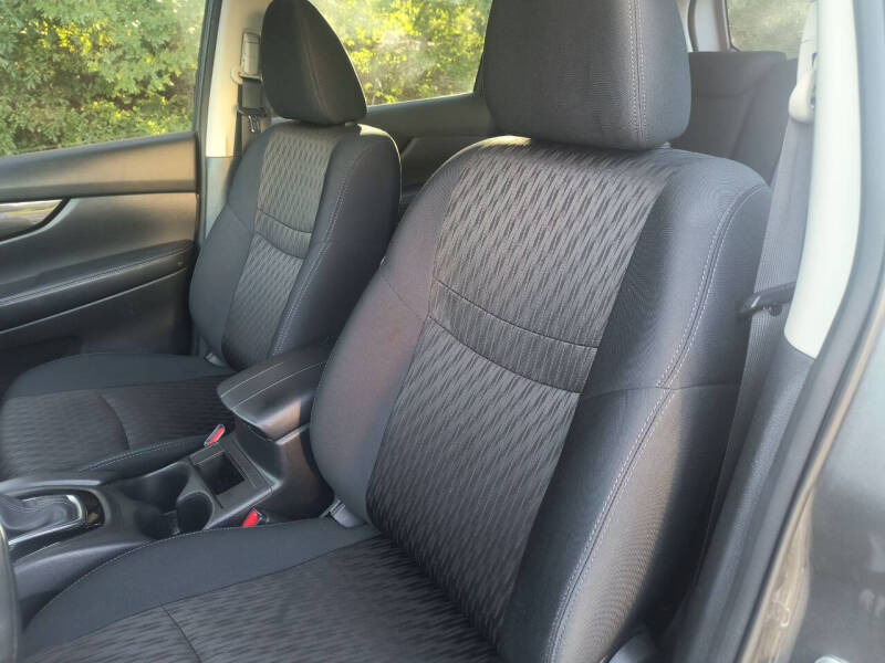 2019 Nissan Rogue S