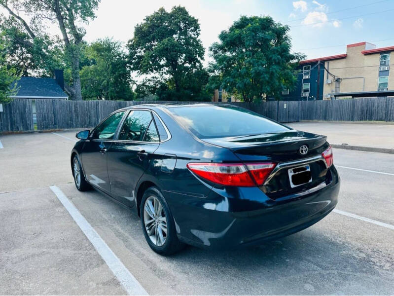 2016 Toyota Camry SE