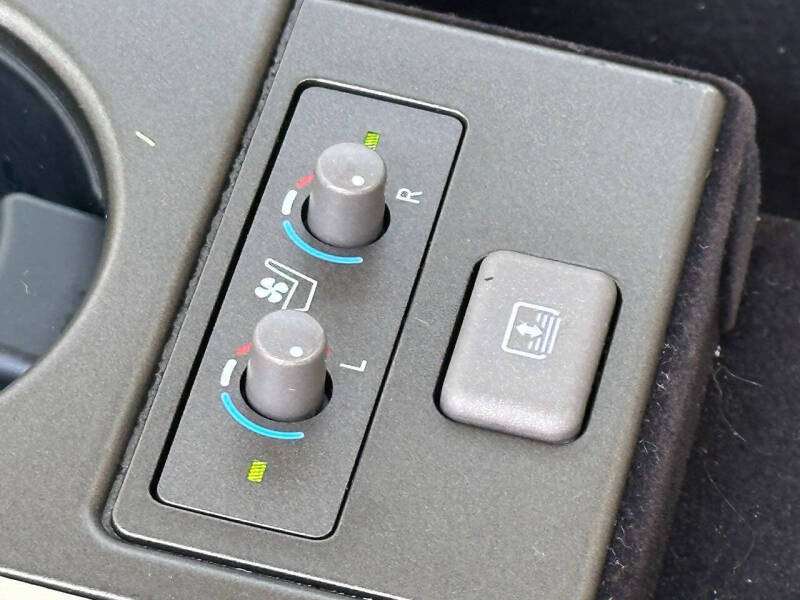 2005 Lexus LS 430