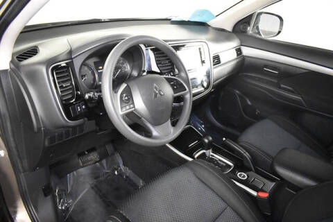 2018 Mitsubishi Outlander ES