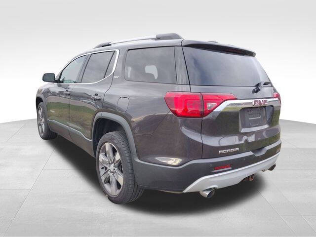 2017 GMC Acadia SLE-2