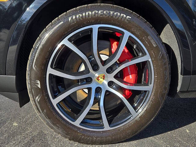 2024 Porsche Cayenne S