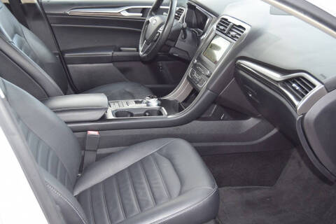 2018 Ford Fusion Hybrid SE