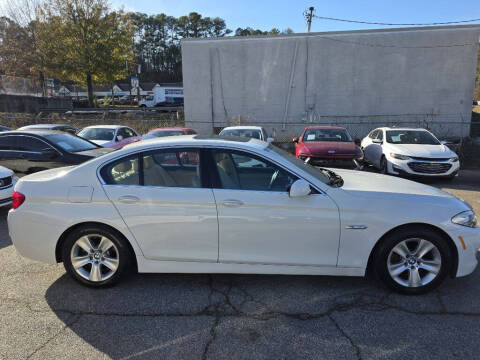 2011 BMW 5 Series 528i