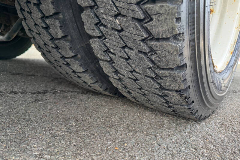 2017 Ford Stripped Chassis