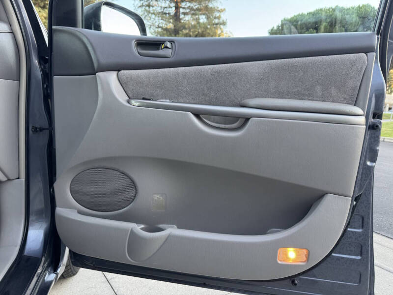 2006 Toyota Sienna CE 7 Passenger