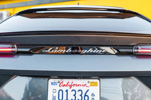 2020 Lamborghini Urus