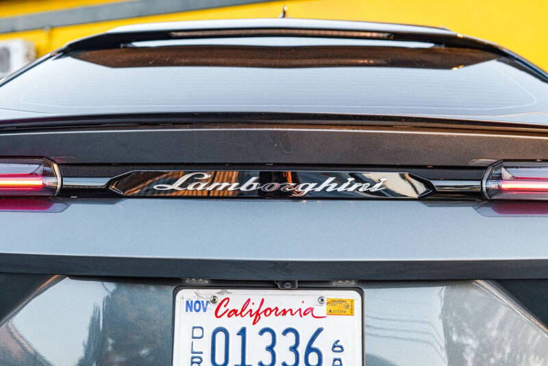 2020 Lamborghini Urus