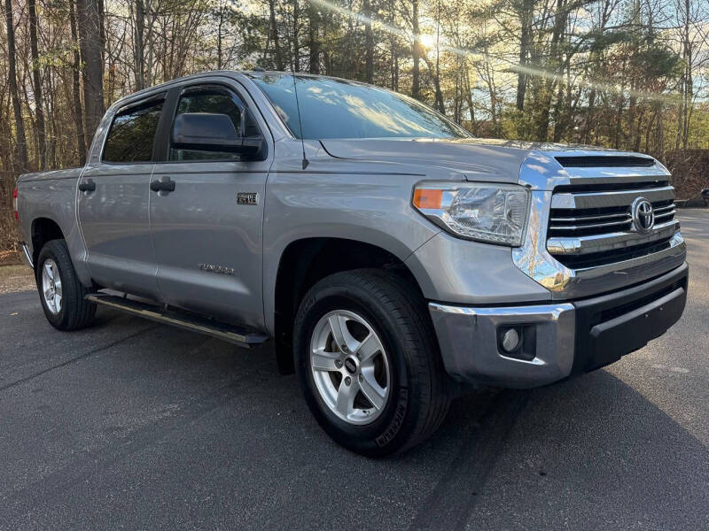2017 Toyota Tundra SR5