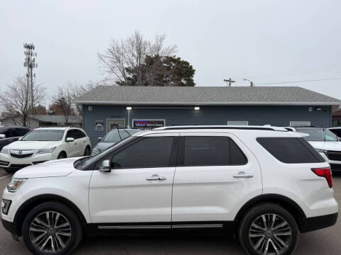2017 Ford Explorer Platinum