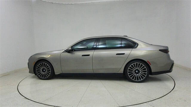 2024 BMW i7 eDrive50