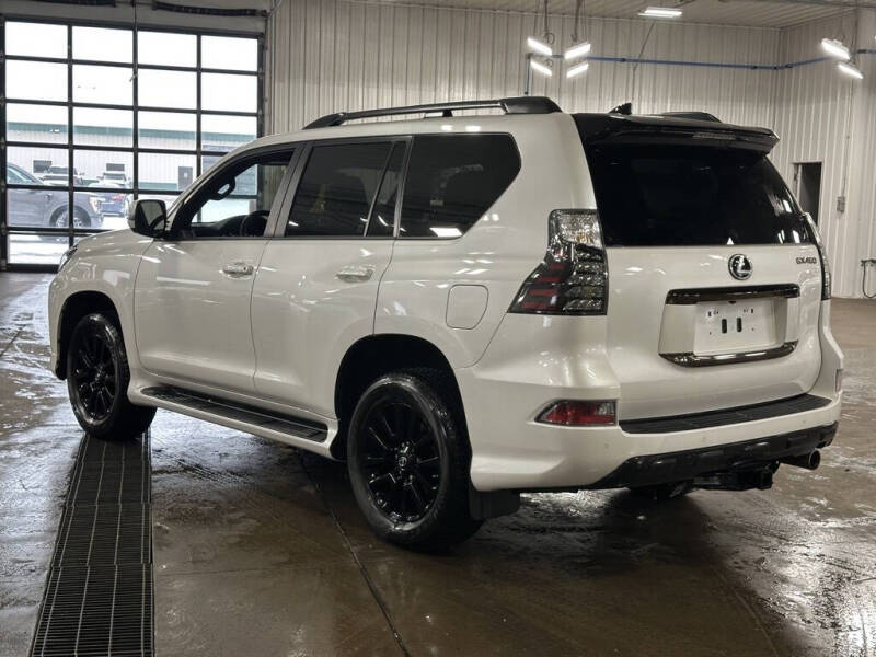 2023 Lexus GX 460