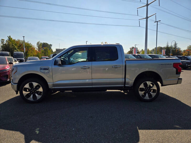 2025 Ford F-150 Lightning Platinum