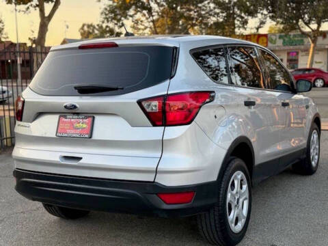 2019 Ford Escape S