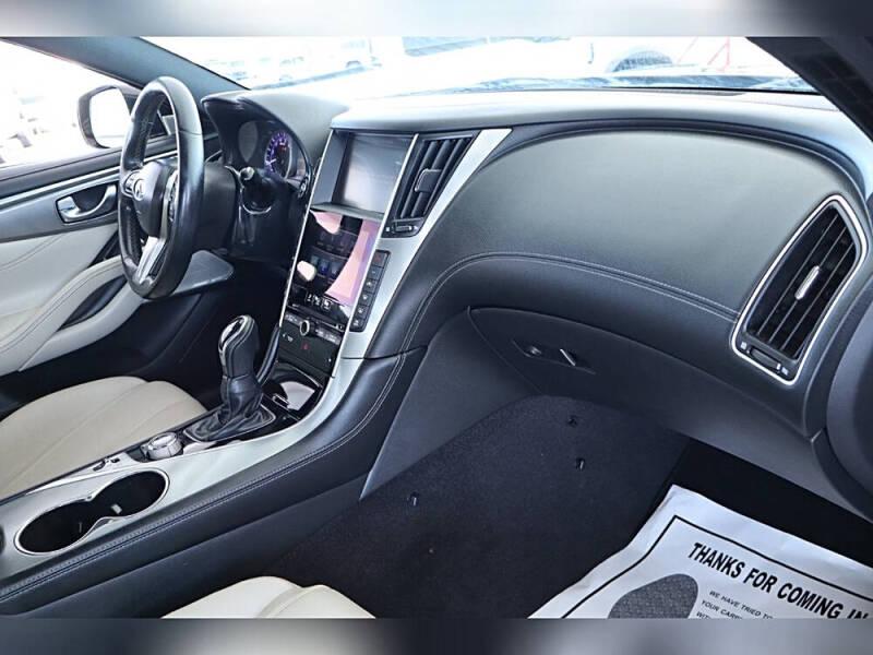 2017 Infiniti Q60 3.0T Sport