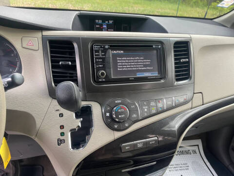 2014 Toyota Sienna