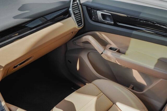 2022 Porsche Cayenne