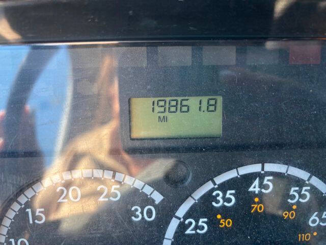 2012 Freightliner M2 106