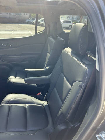 2015 GMC Acadia SLE-2